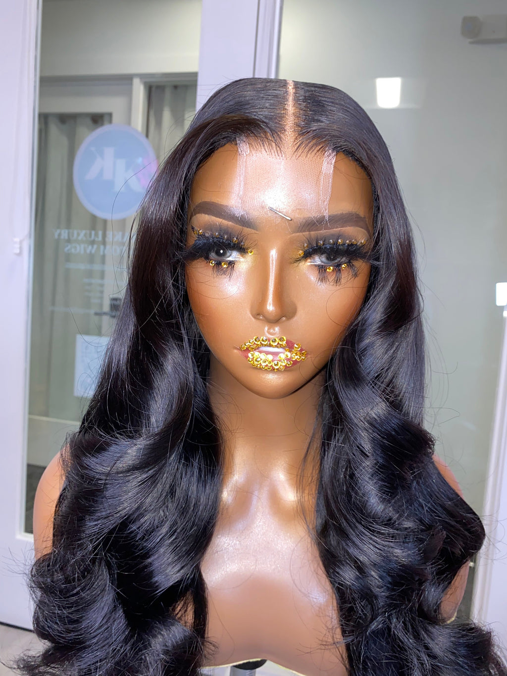 EasyWear 2x6 Glue-Less Wig1