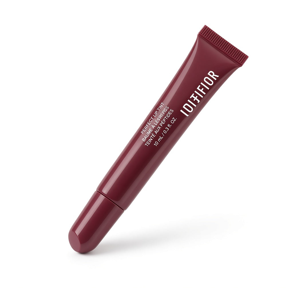 Chocolate Flavored Lip Oil for a Glossy Lip Look